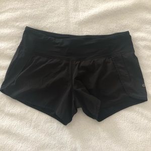 Lululemon runner shorts